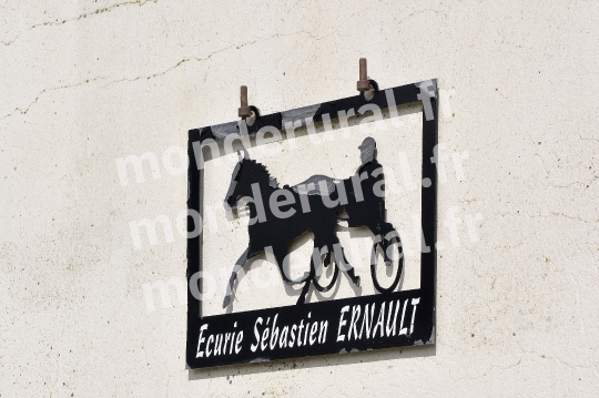 ECURIE SEBASTIEN ERNAULT