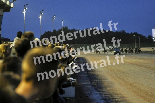 Grand Prix de l_qt_UET 2015