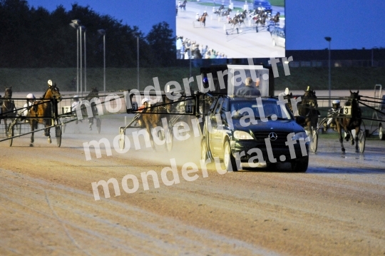 Grand Prix de l_qt_UET 2015