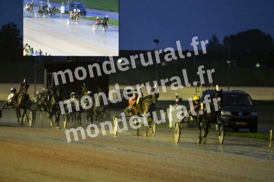 Grand Prix de l_qt_UET 2015